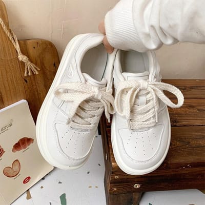 Sneakers met dikke zolen Nieuwe zomer veelzijdige witte schoenen Niche originele bijpassende rok schoenen voor dames 40
