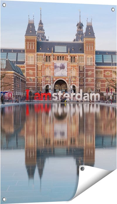Gards Tuinposter Amsterdam Rijksmuseum - I Amsterdam Tekst - 60x90 cm - Tuindoek - Tuindecoratie - Wanddecoratie buiten - Tuinschilderij