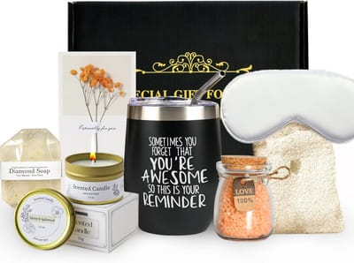 Luxe Cadeauset voor Vrouwen - Wellnessset met Thermoskan, Oogmasker, Sokken, Badzout, Zeep & Lavendelkaars - Cadeau voor Moederdag, Verjaardag, Valentijn
