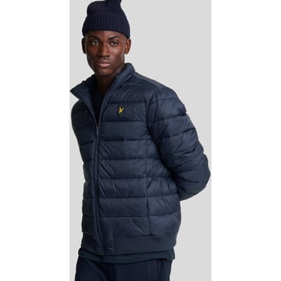 Donker marineblauw gewatteerd jack met trechterhals van Lyle & Scott