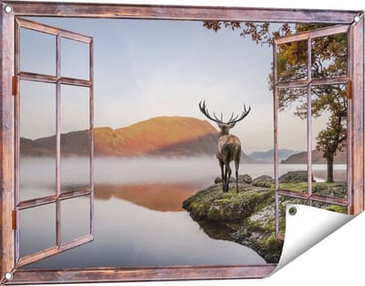 Gards Tuinposter Doorkijk Hert bij een Meer - 90x60 cm - Tuindoek - Tuindecoratie - Wanddecoratie buiten - Tuinschilderij