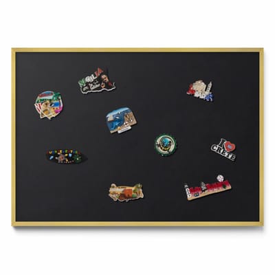 Tulup Magneetbord met Gouden Frame - Zwart Magneetbord in Stijlvolle Kleuren - 100 cm x 70 cm - Zwarte kleur - Magnetisch Wandbord - Magnetisch Bord Kindvriendelijk - Memobord Magnetisch