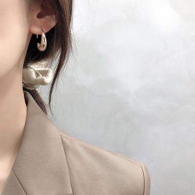 Authentieke 925 Sterling Zilveren Knopoorbellen voor Vrouwen Franse Trendy Vergulde C-vormige Oorbellen Bruids Sieraden Voorkomt Allergieën white