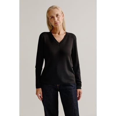 Josephine & Co Astrid Sweater Black Maat: XS | Sweaters Outlet | Dames | Zwart