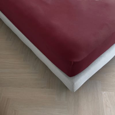 Kayori Tara Hoeslaken Jersey Stretch - 140-160x200-220cm - Matrasdikte 35cm - Rondom Elastiek - Biologisch Katoen - Strijkvrij - Bordeaux