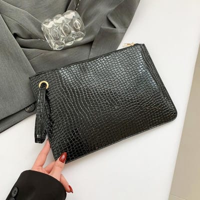 Modieuze Nieuwe Koreaanse Versie met Grote Capaciteit Lichtgewicht en Modieuze Textuur Eenvoudige Zomer Effen Kleur Verander Enveloppe Clutch black