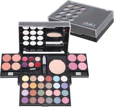 Make-up set met nude tinten - vegan cosmetica voor onderweg