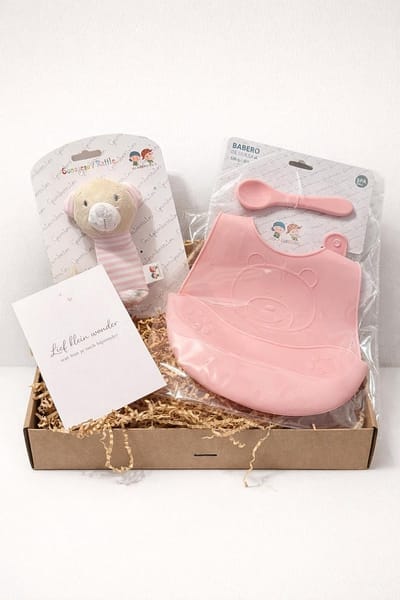 Baby cadeau set siliconen slab met lepel + rammelaar en kaartje met lief klein wonder je bent zo bijzonder | roze