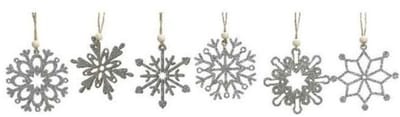 Kersthangers - 6x - sneeuwvlokken - zilverkleurig - hout - 6 cm - Kerstboomversiering