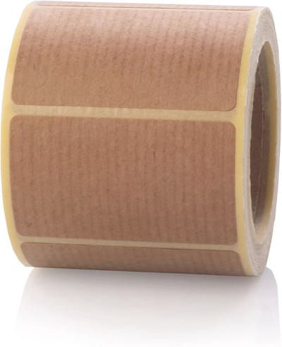 Bruine kraftpapieren etiketten op rol – 50x30 mm vintage cadeaustickers voor decoratie en verpakking