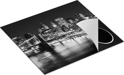 Chefcare Inductie Beschermer Skyline New York in het Centrum - Zwart Wit - 60x50 cm - Afdekplaat Inductie - Kookplaat Beschermer - Inductie Mat