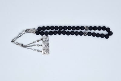 Handgemaakte tesbih "tasbih" natuursteen " Lava Donker " - Aantal kralen 33 - Diameter kralen 10 MM - met metaal tassel "model 2" - Een mooi cadeau-idee