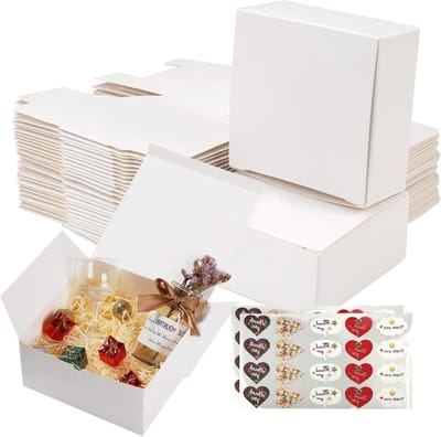 Set van 30 Witte Kartonnen Cadeauboxen - Kleine Verzenddozen 7.5 × 7.5 × 3 cm, Perfect voor Geschenken en Feestjes, Mini Kraft Papieren Dozen