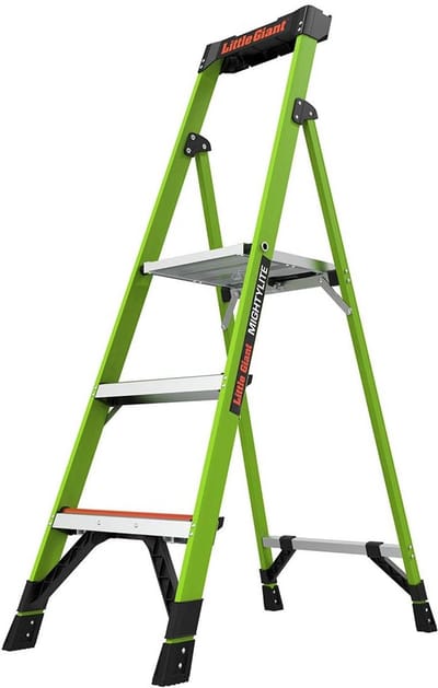 Lichte en veilige opvouwbare trapladder met groot sta-dek