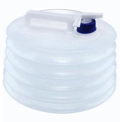 Opvouwbare waterzak van 5 liter met kraan – Een draagbare wateropslag; BPA-vrij, licht van gewicht en ruimtebesparend. Geschikt voor kamperen, reizen, barbecues, buitenactiviteiten en noodsituaties. Per stuk verpakt.