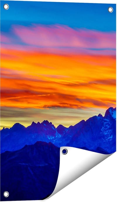 Gards Tuinposter Oranje Zonsondergang in de Bergen - 40x60 cm - Tuindoek - Tuindecoratie - Wanddecoratie buiten - Tuinschilderij