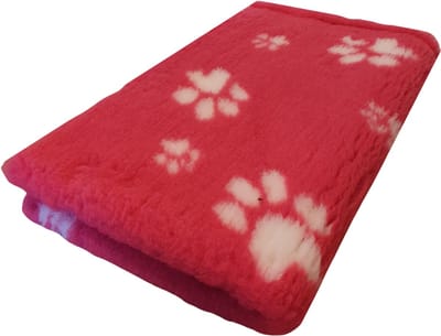 Vet Bed - Fuchsia met Kleine Witte Pootjes - Antislip Hondenmat - 2 Stuks - 75 x 50 cm - Fuchsia - Waterafstotend - Latex Antislip - Benchmat Hond - Hondendeken - Hondenkleed - Machinewasbaar