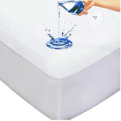 Deze vernieuwde Waterdicht Matrasbeschermer-Hoeslakenbadstof-Antibacteriëel-Rondom Elastiek is de ideale oplossing voor het beschermen van de matras tegen vloeistoffen-Wit - Baby-Ledikant-60x120-cm