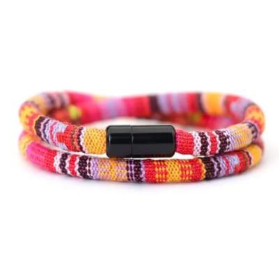 Tweelaagse rood-gele textiel armband voor heren en dames – kleurrijk patroon met zwarte sluiting