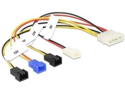 Delock Molex (m) - 4x 3-pins Case Fan (m) voedingskabel (2x 12V + 1x 7V + 1x 5V) - 0,20 meter