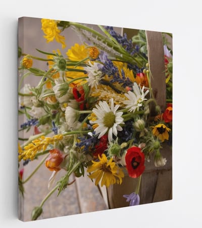 Saammp Canvas Schilderij - Bloemenmand met Wilde Bloemen - Natuur - Abstract - 20x20 - Foto op canvas - Wanddecoratie - Muurdecoratie Woonkamer - Kantoor Decoratie