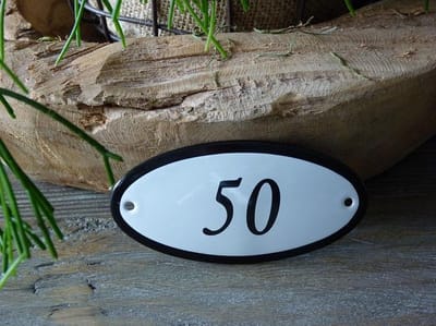 Emaille huisnummer 10x5 wit nr. 50