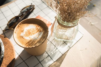 Kartonnen koffiebekers 240 ml voor cappuccino - zonder deksel - 100 stuks - Bruin