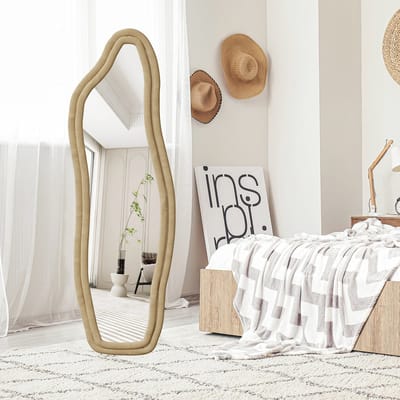 Staande spiegel 160x50cm – Onregelmatige gebogen vorm met geel frame – Vloerspiegel voor volledige lichaamscontrole & outfit-check