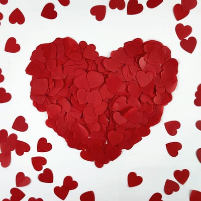 Hartjes Confetti Decoratie Valentijn Versiering Rozenblaadjes Rode Confetti Hartjes Versiering Duurzaam Papier Rood 50G