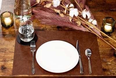 Candala PU Leren Placemats - Set van 6 stuks - Cognac – 43 x 30 cm – Onderleggers - Kunstleer Bordenmat - Anti-slip – Tafelmat – Ook voor bureau en kantoor