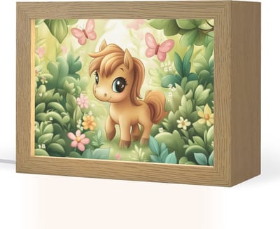 Nachtlampje 20x15 cm - Kinder lampje - Pony - Bruin - Cartoon - Vlinders - Tafellamp kinderkamer - Slaapkamer lamp - Bedlamp kinderen - Kinderlampje stopcontact - Wandlamp babykamer - Nachtlampjes