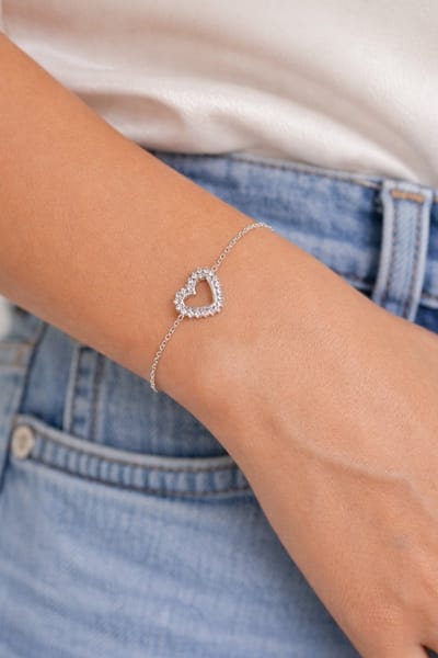 Lundholm Luxe Premium Stainless Steel Zilver Plated Armband Dames - Vrouwen Cadeautjes Tip - Scandinavisch Design - Loes Serie - Strass Armband - Hartjes Armband Dames
