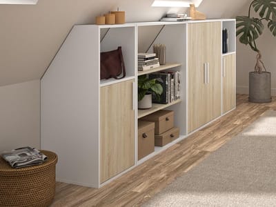 Vente-unique Meubel voor onder een schuin dak met 4 deurtjes, 2 planken en 2 nissen - Wit en naturel - ADEZIO