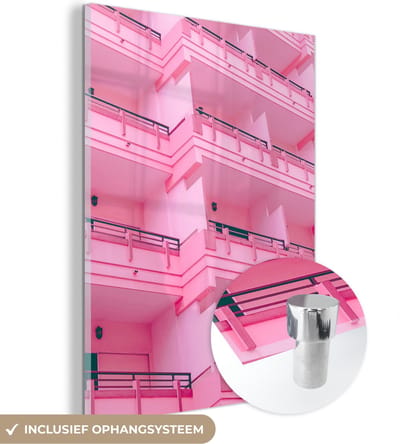 MuchoWow® Glasschilderij 30x40 cm - Schilderij acrylglas - Balkon - Zomer - Roze - Architectuur - Foto op glas - Schilderijen