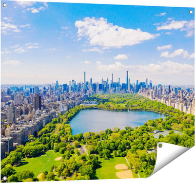 Gards Tuinposter Central Park in New York met Wolkenkrabbers - 100x80 cm - Tuindoek - Tuindecoratie - Wanddecoratie buiten - Tuinschilderij