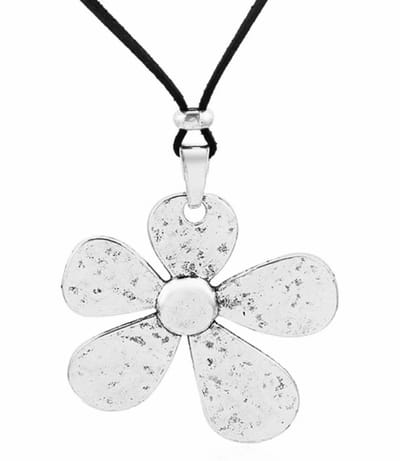 Ketting -Berrie -ketting - bloem- Verstelbaar-zilverkleur - Charme Bijoux