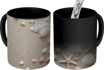 Magische Mok - Foto op Warmte Mokken - Koffiemok - Schelpen - Zeesterren - Strand - Magic Mok - Beker - 350 ML - Theemok