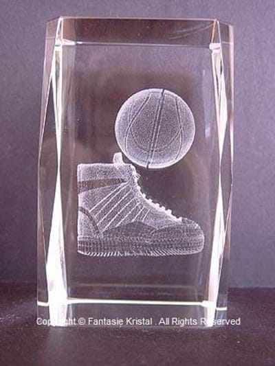 Laserblok basketbal met schoen