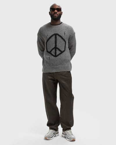 568™ LOOSE STRAIGHT