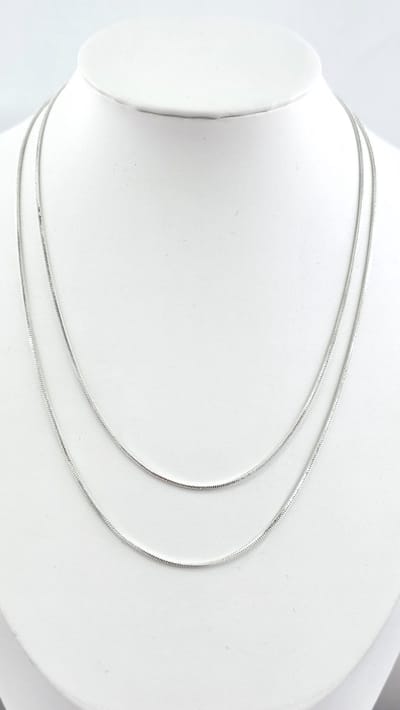 Verzilverde halsketting Set van 2 – kettingen (38 cm en 43 cm) voor je hanger. Perfect te lageren met andere kettingen voor een trendy gestapelde look.