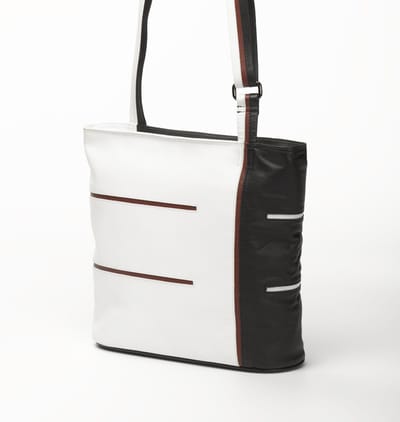 Leren schoudertas Helsinki square zwart, wit, donkerrood