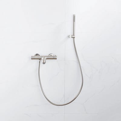 FugaFlow Eccelente Sobrado Badkamer Thermostatische badkraan met staafhanddouche, handdouchehouder en gladde doucheslang geborsteld RVS PVD