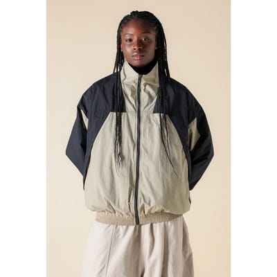 Mizuno Sl Wr Light Windbreaker Unisex Black/beige Size: M | Sports Jackets Outlet | Unisex | Zwart