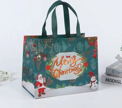 Without Lemon - Set van 6 - Kerst Cadeau Tassen - Christmas Gift bags - Non woven - Licht - Duurzaam - Herbruikbaar - Kerst - Cadeau's - 32x25x17cm - Versie: A