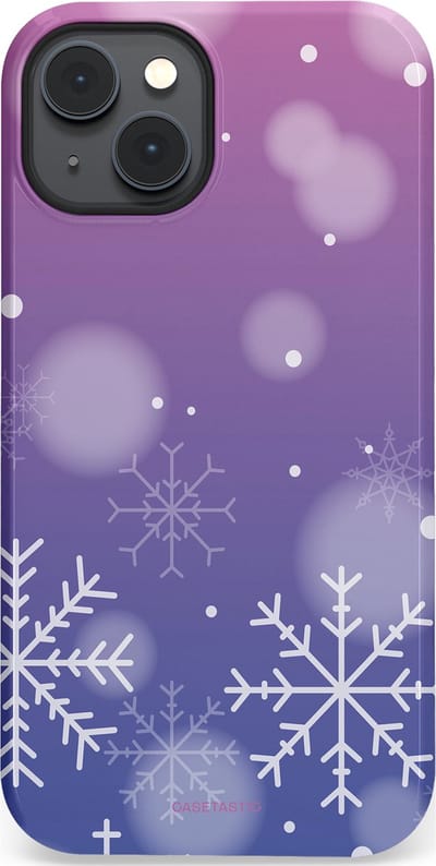 Casetastic hoesje geschikt voor Apple iPhone 14 Plus - MagSafe - Dubbellaagse bescherming - Winter Sneeuw Paarse Roze Gloed - Fashion Case - Lavendel