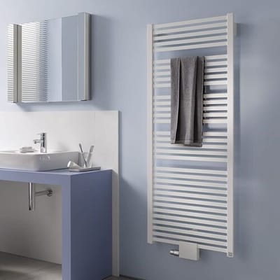 Kermi Geneo quadris badkamerradiator, midden- / zijaansluiting, 814x746 mm (HxL), wit, GQN1M0800752XXK
