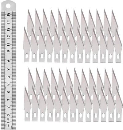 Knutselmessen set met 50 precisie vervangende messen voor hobby en knutselwerk.