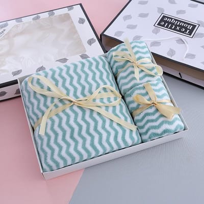 Boîte Cadeau Serviette Événement Cadeau Aléatoire Lettres Gravées et Brodées Ouverture Fête d'Anniversaire Mariage Cadeau d'Anniversaire 1 towel + 1 bath towel [gift box] gray