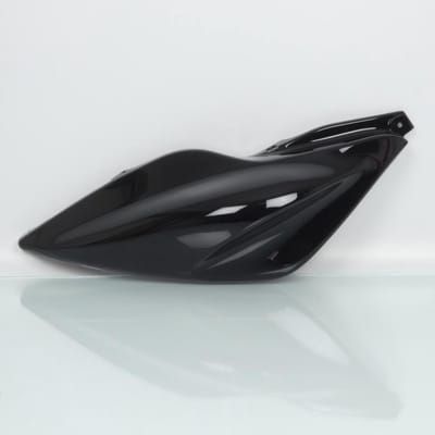 één rechts achterdeksel voor mbk 50 nitro scooter glanzend zwart nieuw