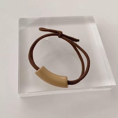 Emilie collection - haarelastiek - Fliex - haarelastiek - bruin - camel beige - paardenstaart houder met detail